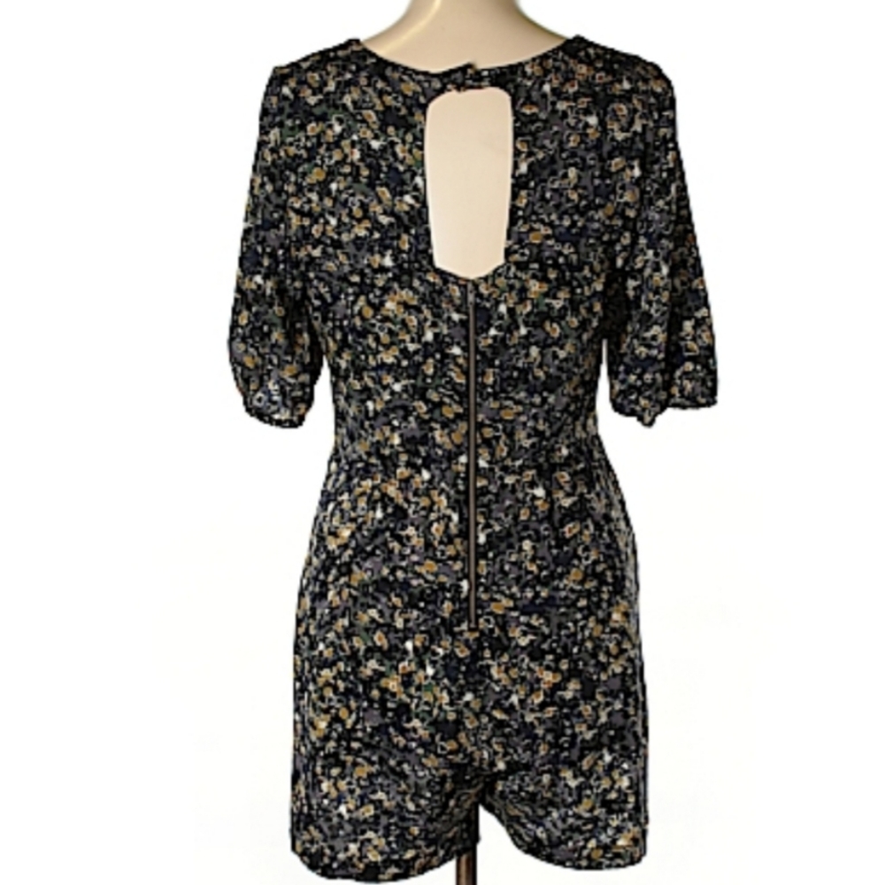 French Connection Shorts Romper - Picture 2 of 8
